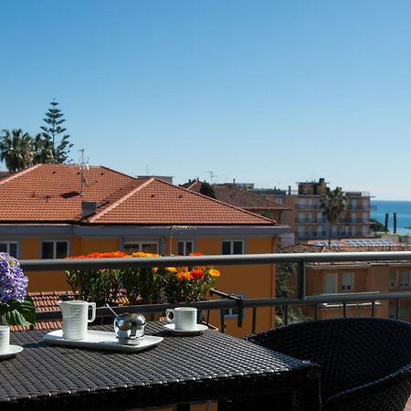 Hotel Ristorante La Marina Mhotelsgroup San Bartolomeo Al Mare Eksteriør billede